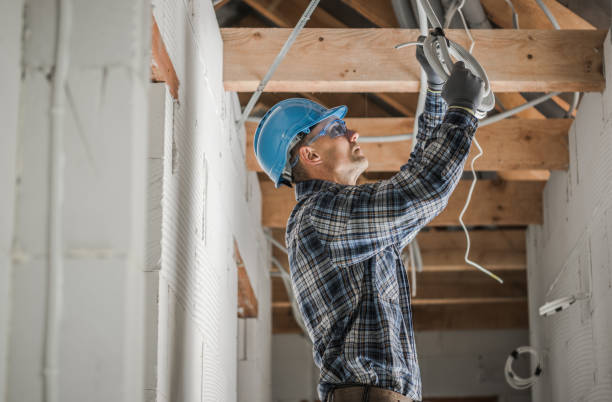 Best Emergency Electrical Repair  in Plainview, NY