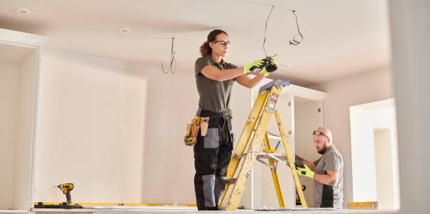 Best Licensed Electrician  in Plainview, NY