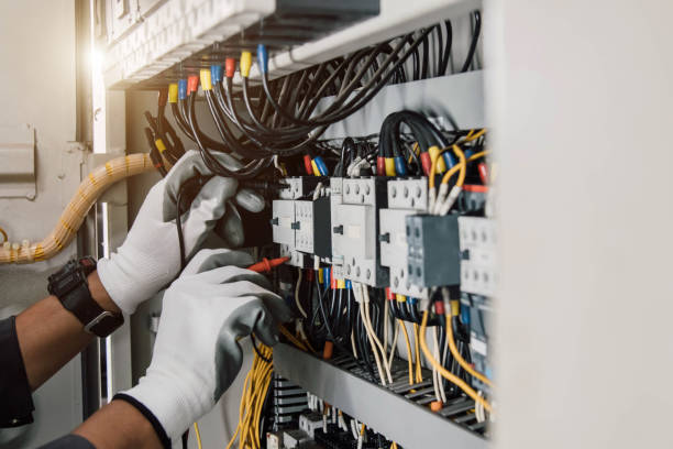 Best Electric Panel Repair  in Plainview, NY